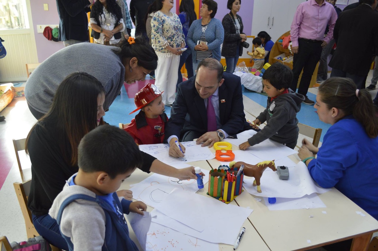 Cesar Asenjo niños de 1 básico aprendan a leer